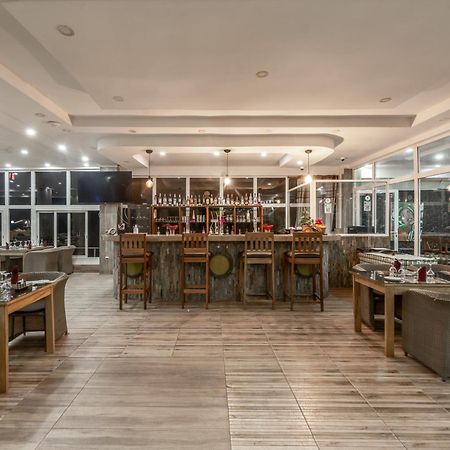 Iris Hotel Toubab Dialaw Luaran gambar