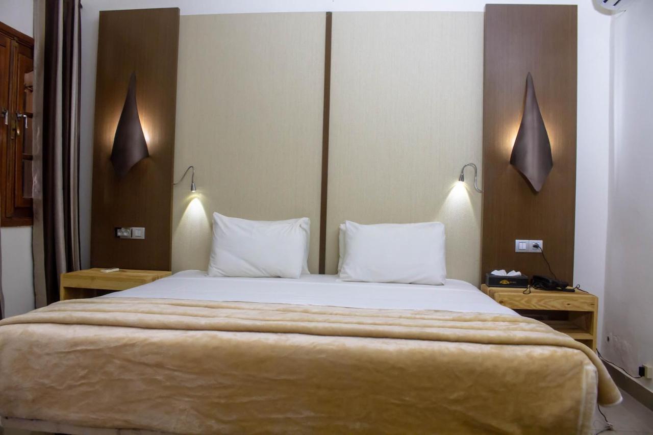 Iris Hotel Toubab Dialaw Luaran gambar